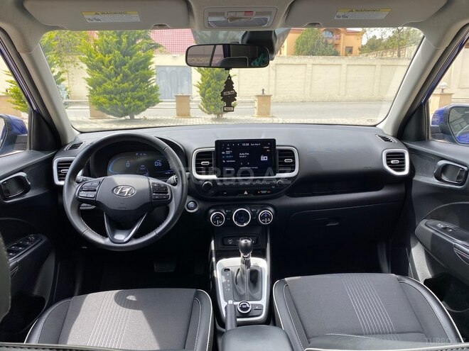 Hyundai Venue 2023, 27,000 km - 1.6 l - Bakı