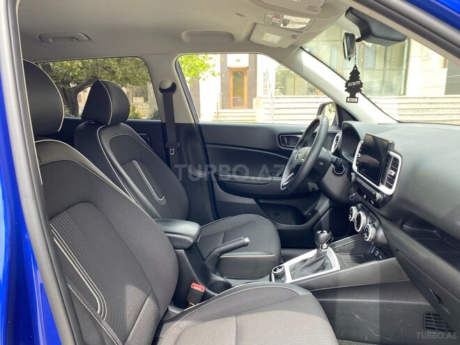 Hyundai Venue 2023, 27,000 km - 1.6 l - Bakı