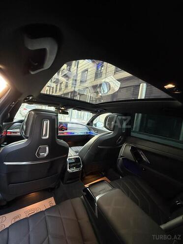 BMW i7 2023, 6,800 km - 0.0 l - Bakı