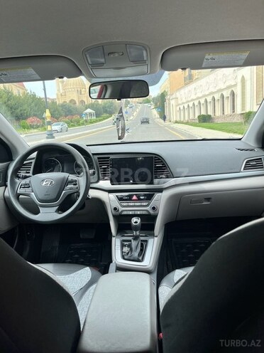 Hyundai Elantra 2017, 61,562 km - 2.0 l - Bakı