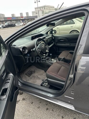 Toyota Aqua 2018, 143,000 km - 1.5 l - Bakı