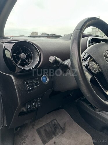 Toyota Aqua 2018, 143,000 km - 1.5 l - Bakı