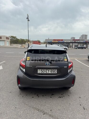 Toyota Aqua 2018, 143,000 km - 1.5 l - Bakı