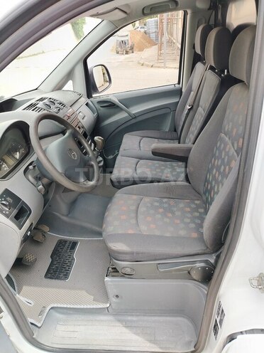 Mercedes Vito 111 2009, 173,000 km - 2.2 л - Bakı