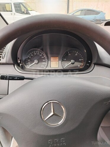 Mercedes Vito 111 2009, 173,000 km - 2.2 л - Bakı