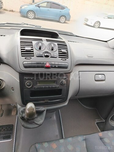 Mercedes Vito 111 2009, 173,000 km - 2.2 л - Bakı