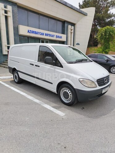 Mercedes Vito 111 2009, 173,000 km - 2.2 л - Bakı