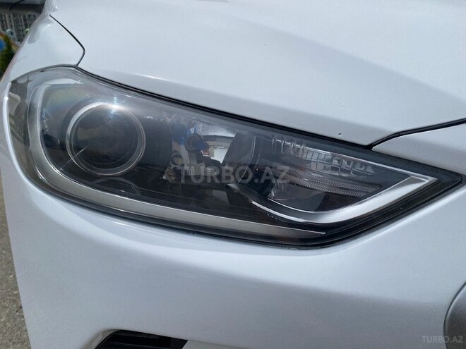 Hyundai Avante 2016, 122,535 km - 1.6 l - Bakı