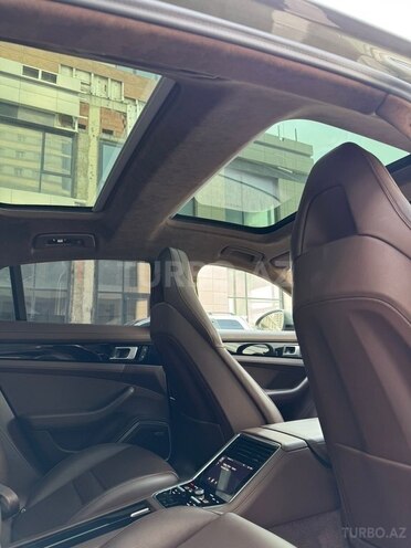 Porsche Panamera 4 E-Hybrid-9