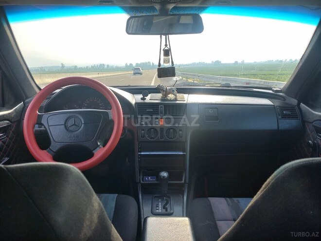 Mercedes C 180 1995, 284,000 km - 1.8 l - Gəncə