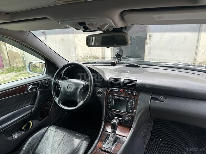 Mercedes C 320 2000, 436,000 km - 3.2 l - Bakı
