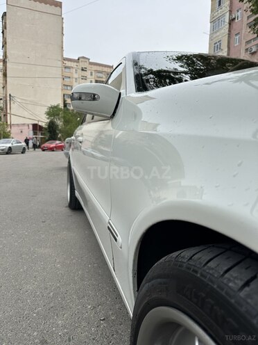 Mercedes E 220 d 2004, 296,600 km - 2.2 l - Xırdalan