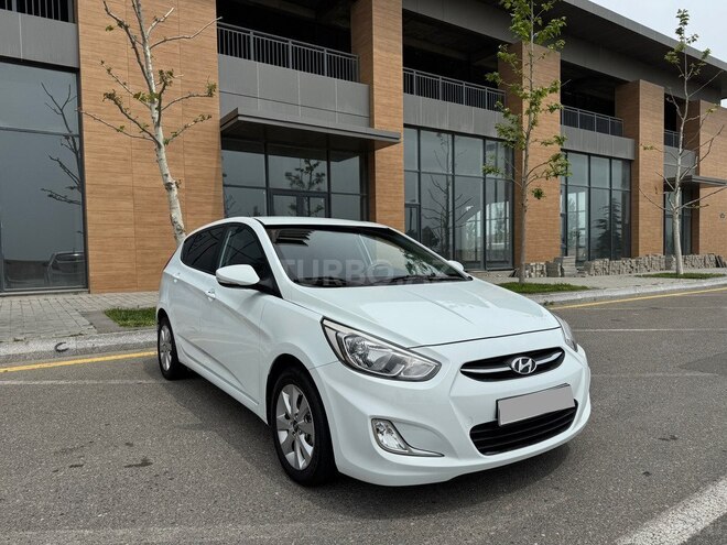 Hyundai Accent 2015, 129,500 km - 1.4 л - Bakı