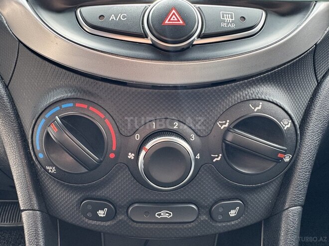 Hyundai Accent 2015, 129,500 km - 1.4 л - Bakı