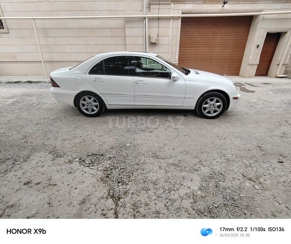 Mercedes C 240 2002, 281,000 km - 2.6 л - Bakı