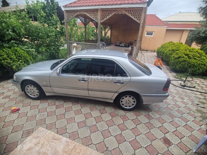 Mercedes C 180 1999, 287,000 km - 1.8 l - Gəncə