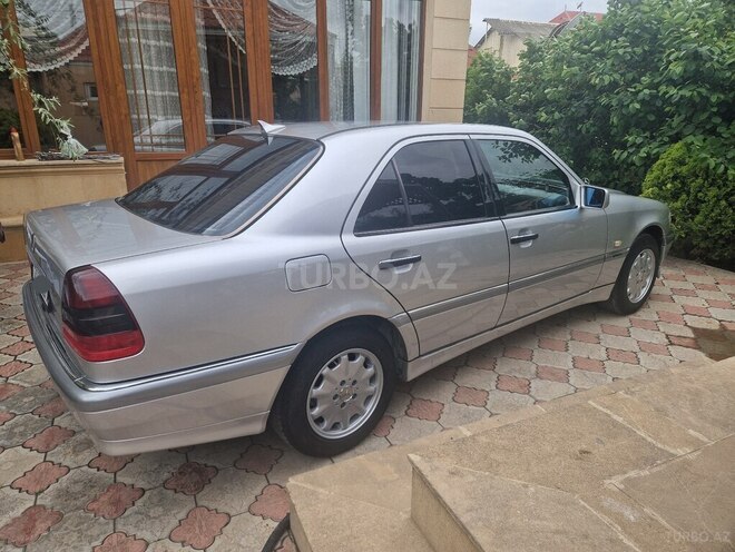 Mercedes C 180 1999, 287,000 km - 1.8 l - Gəncə