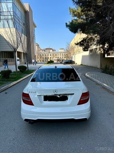 Mercedes C 250 2012, 256,000 km - 1.8 л - Bakı