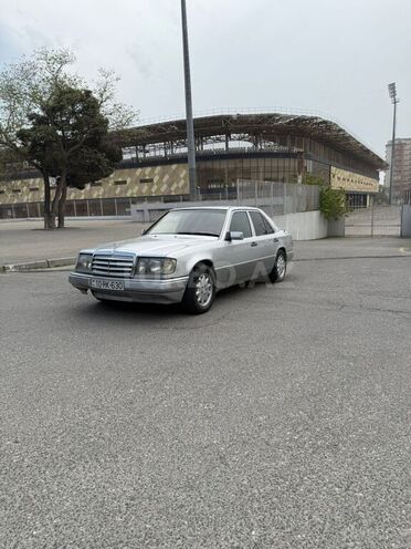 Mercedes E 230 1992, 552,951 km - 2.3 l - Bakı