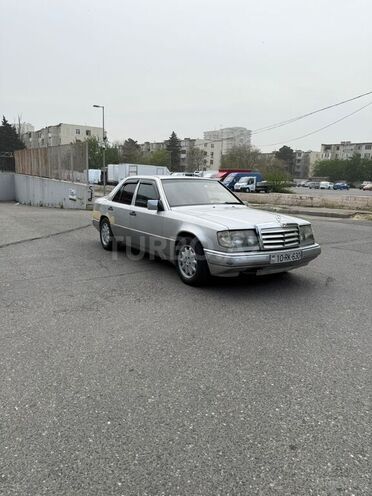 Mercedes E 230 1992, 552,951 km - 2.3 l - Bakı