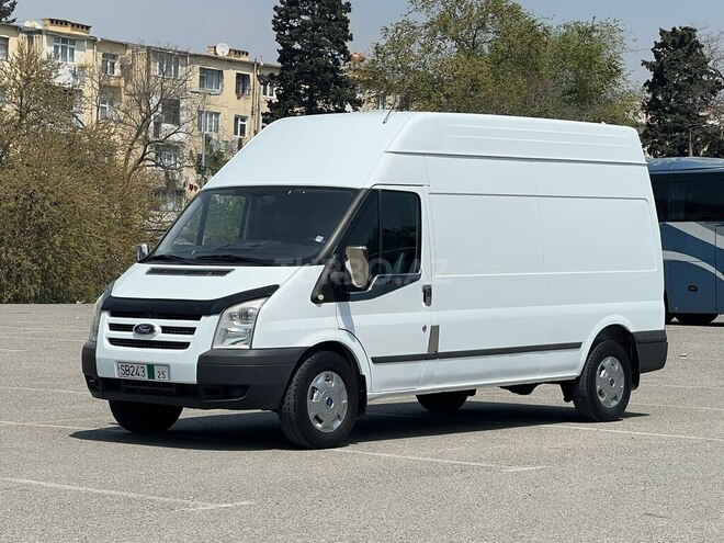 Ford Transit-2