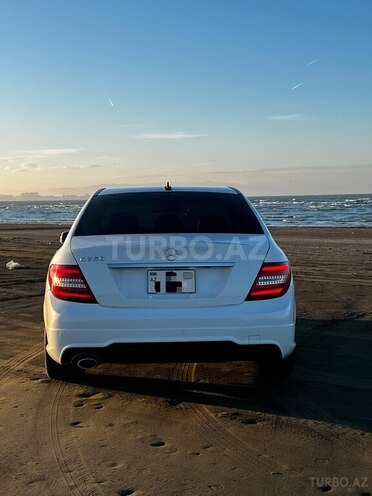 Mercedes C 250 2012, 352,000 km - 1.8 л - Bakı