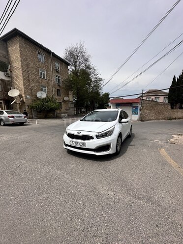 Kia Ceed 2015, 93,000 km - 1.6 l - Bakı