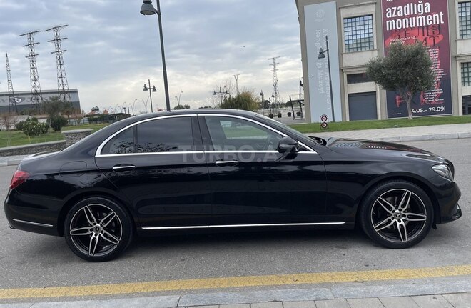 Mercedes E 220 d 2019, 108,000 km - 2.0 l - Bakı