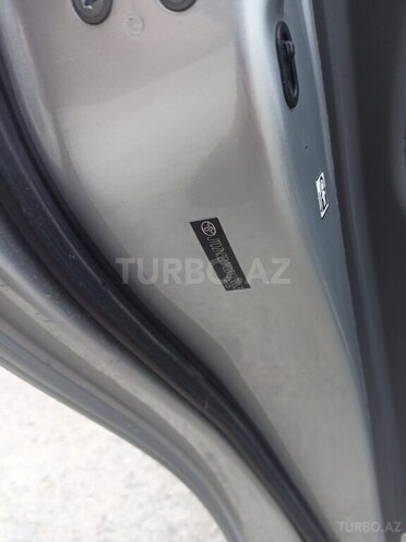 Toyota Prius V 2013, 201,523 km - 1.8 л - Bakı
