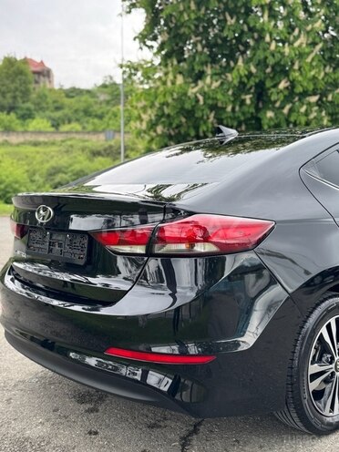 Hyundai Elantra 2018, 138,404 km - 2.0 l - Quba