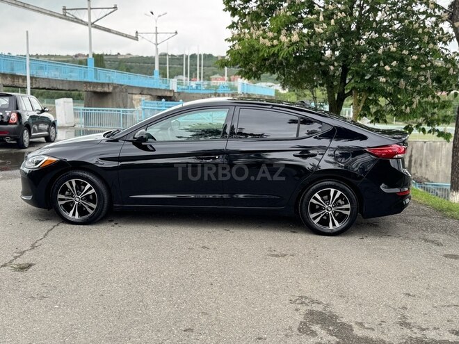 Hyundai Elantra 2018, 138,404 km - 2.0 l - Quba