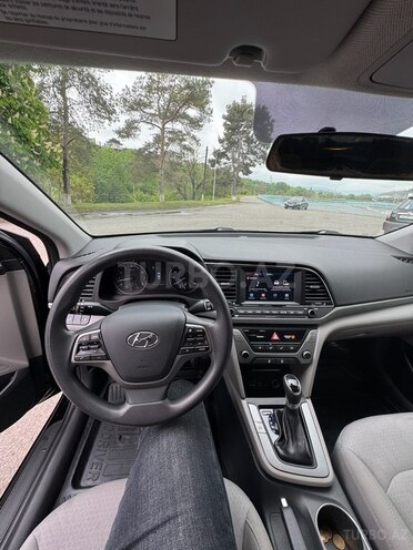 Hyundai Elantra 2018, 138,404 km - 2.0 l - Quba
