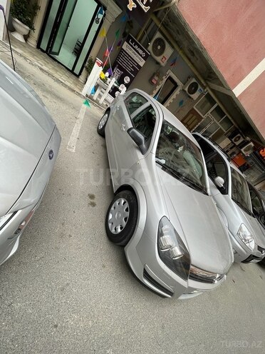 Opel Astra 2005, 240,000 km - 1.4 l - Bakı