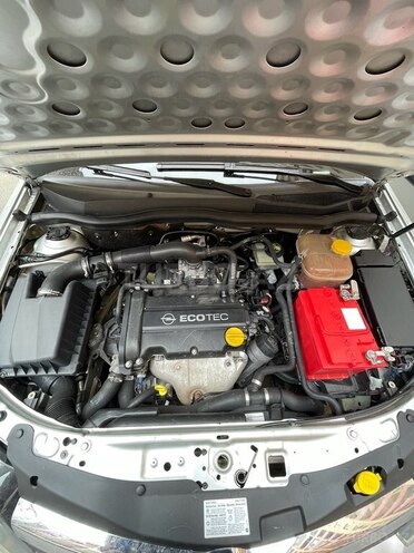 Opel Astra 2005, 240,000 km - 1.4 l - Bakı
