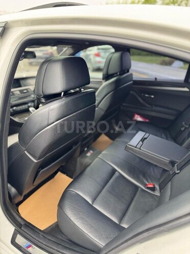BMW 535 2011, 200,000 km - 3.0 l - Bakı