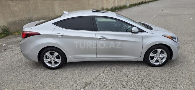 Hyundai Elantra 2015, 228,527 km - 1.8 l - Bakı