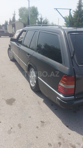 Mercedes E 250 1995, 350,000 km - 2.5 l - Ağdaş