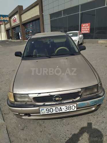 Opel Astra 1997, 180,000 km - 1.6 l - Bakı