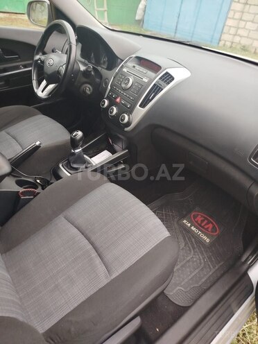 Kia Ceed 2009, 193,000 km - 1.4 л - Ağdaş