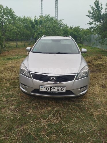 Kia Ceed 2009, 193,000 km - 1.4 л - Ağdaş