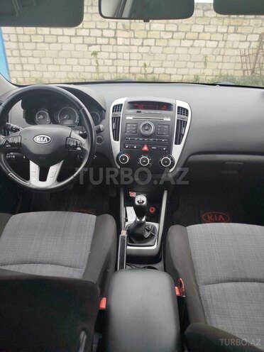 Kia Ceed 2009, 193,000 km - 1.4 л - Ağdaş
