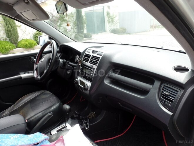 Kia Sportage 2006, 219,000 km - 2.0 l - Bakı
