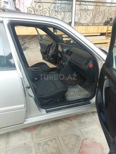 Mercedes C 180 1999, 298,000 km - 1.8 l - Bakı
