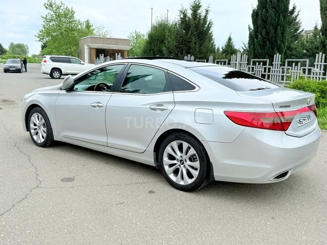 Hyundai Grandeur 2011, 240,000 km - 2.4 л - Tovuz