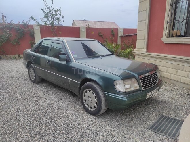 Mercedes E 220 1994, 512,000 km - 2.2 l - Bakı