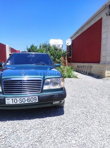 Mercedes E 220 1994, 512,000 km - 2.2 l - Bakı
