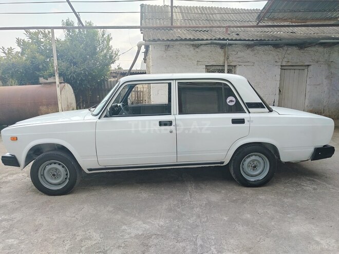 LADA (VAZ) 2107 2003, 95,000 km - 1.6 l - Tovuz