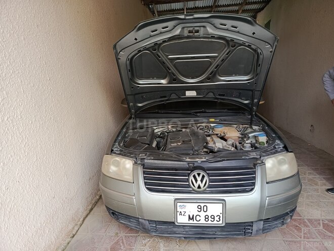 Volkswagen Passat 2004, 202,354 km - 1.8 l - Bakı