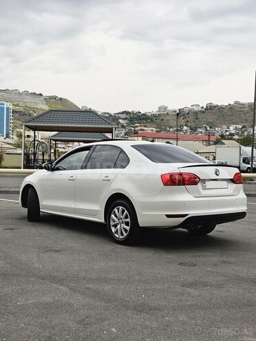 Volkswagen Jetta 2013, 256,000 km - 2.0 l - Bakı