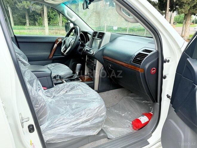 Toyota Land Cruiser Prado 2013, 170,000 km - 2.7 l - Tovuz